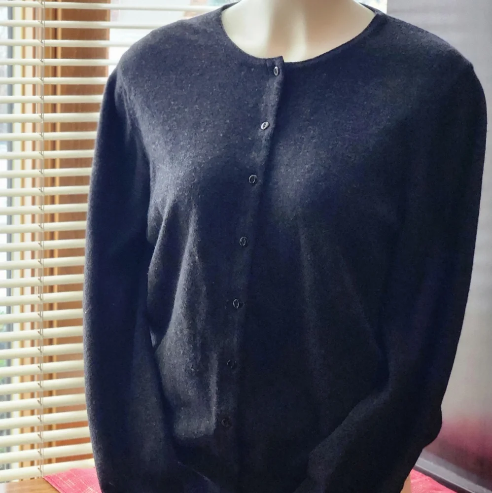 Vintage charcoal gray cardigan - Picture 1 of 7